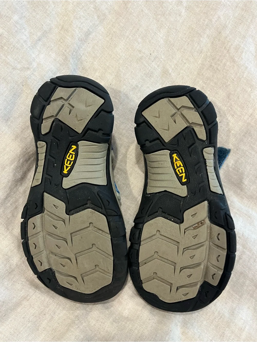 KEEN Kids Closed-Toe Sport Sandals in Blue and Navy - Lightweight Active Sandal